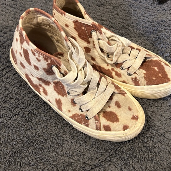 Cowprint shoes size 8 - Picture 2 of 2